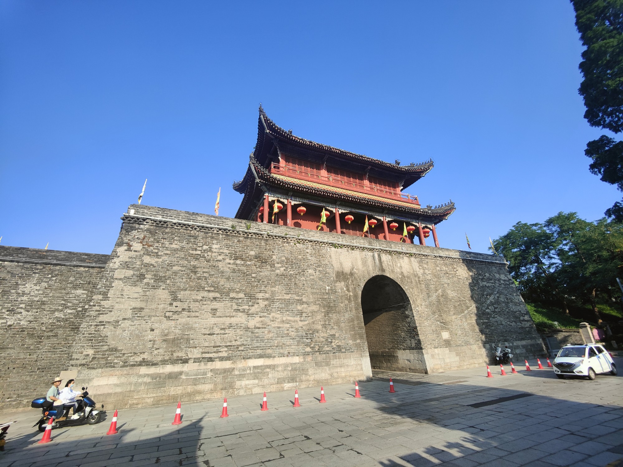 荆州古城