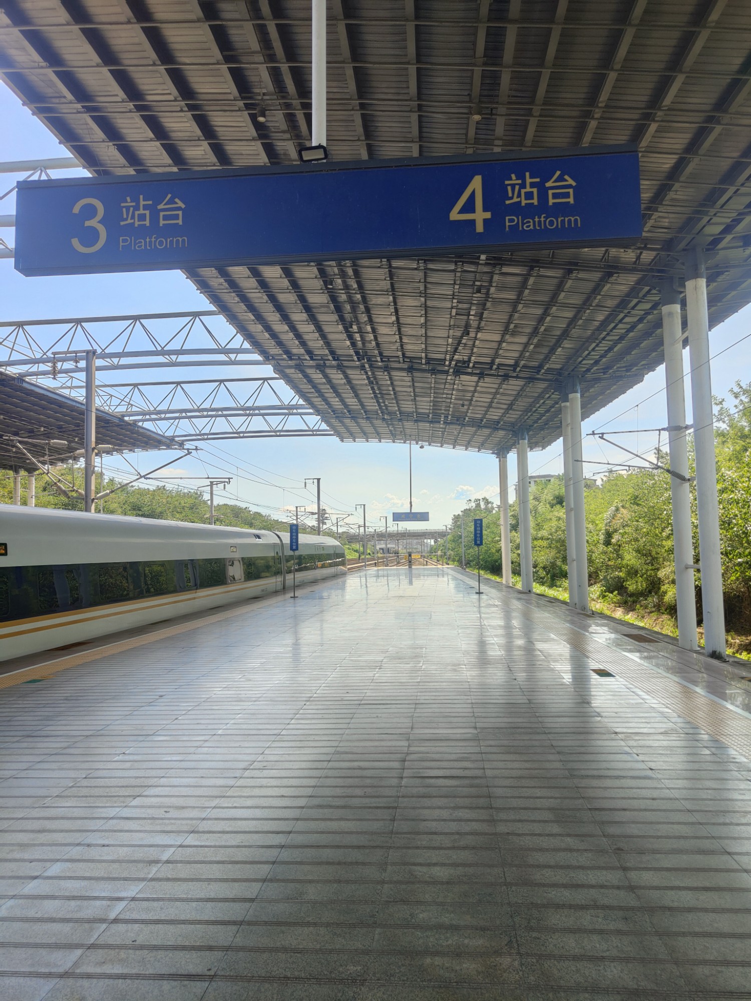 南站来北站回 南站来北站回