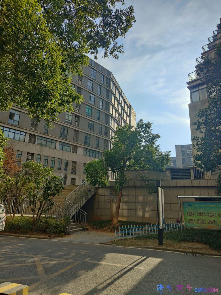 连上八天班